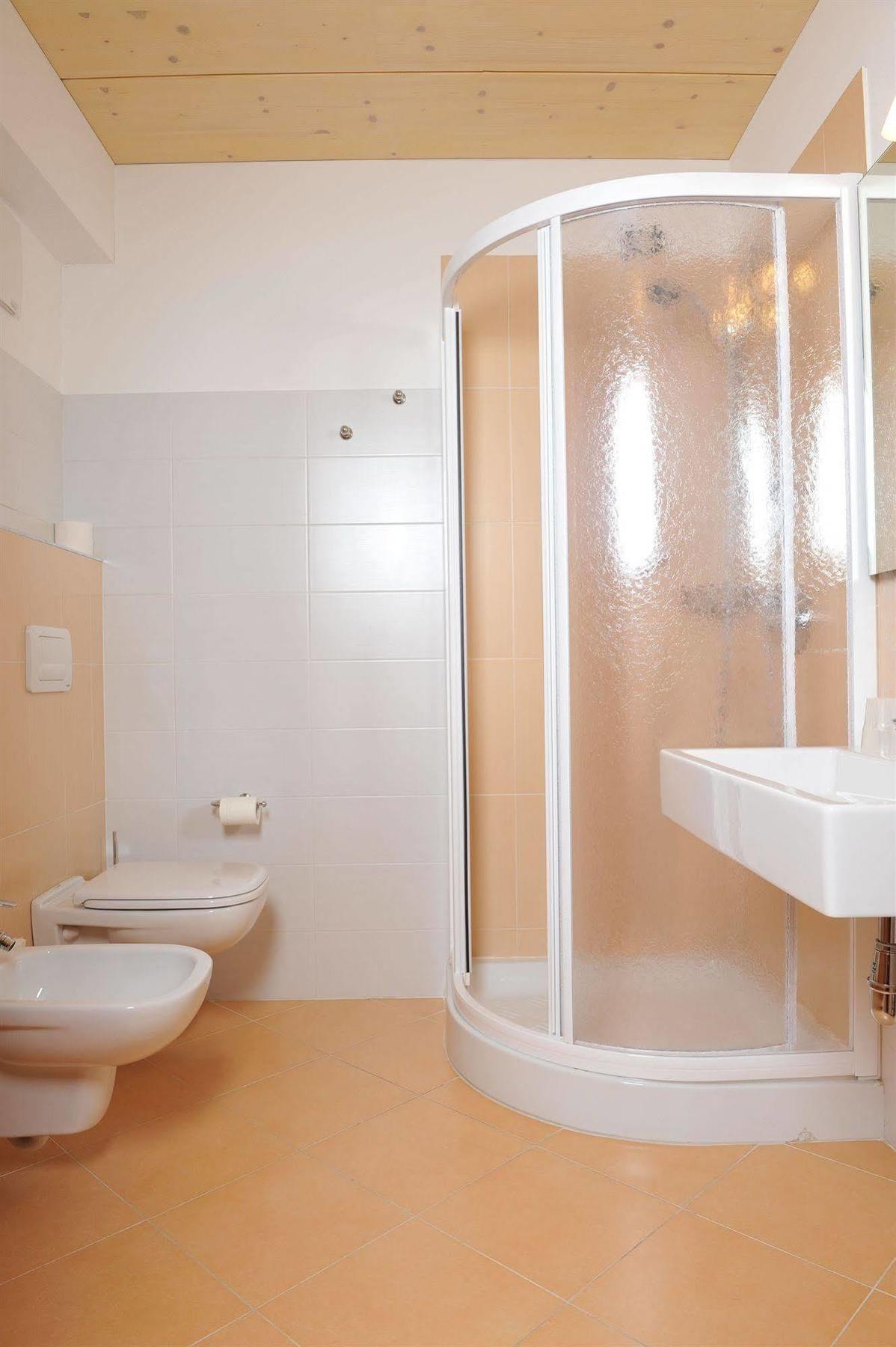 מצאנה Bio Hotel Benny מראה חיצוני תמונה
